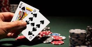 Người chơi Việt Nam trải nghiệm casino trực tuyến trên điện thoại tại kwin